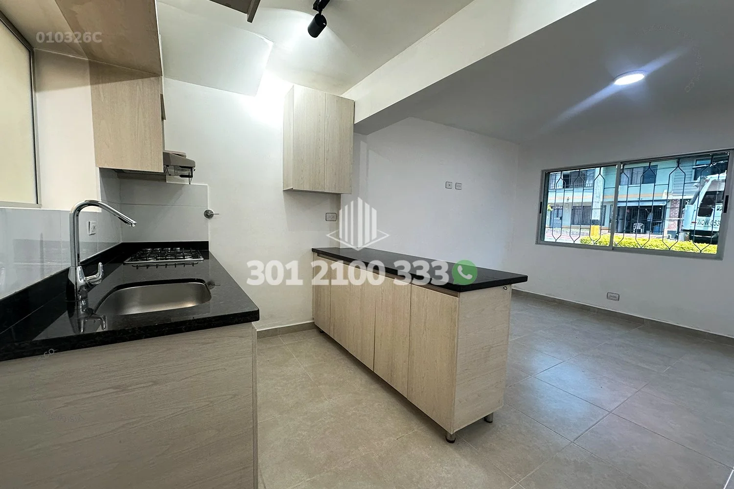 CASA COMERCIAL EN LAURELES - MEDELLÍN 010326C — foto 4