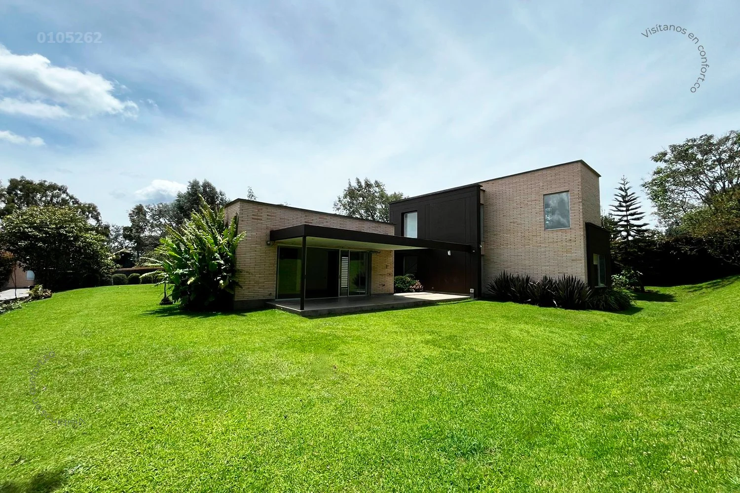 CASA CAMPESTRE EN LAS PALMAS - ENVIGADO 0105262 — foto 1