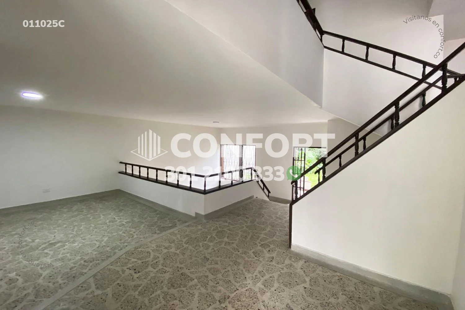 CASA COMERCIAL LAURELES - 011025C — foto 2