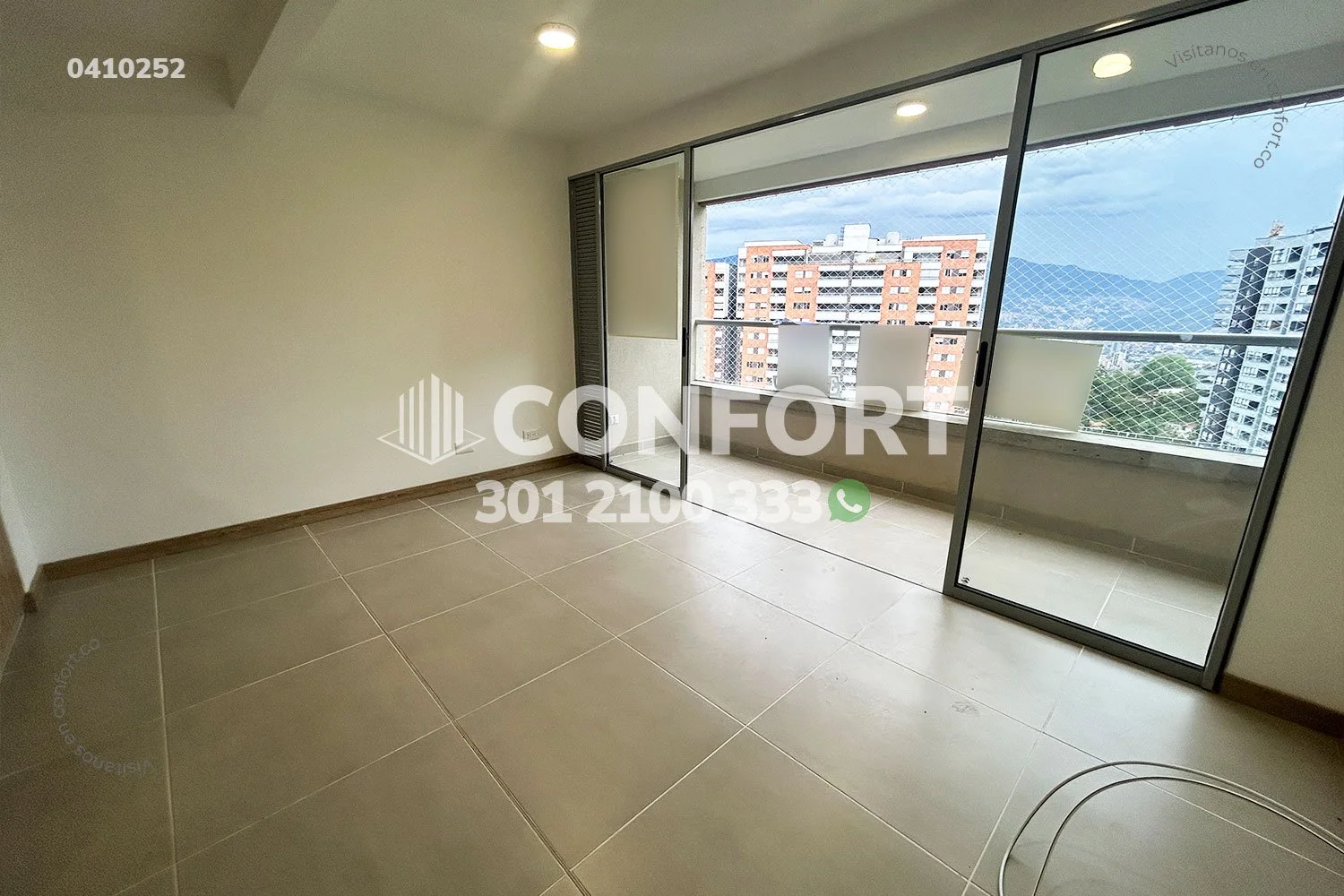 APARTAMENTO EN LA LOMA DE LAS BRUJAS - ENVIGADO 0410252 — foto 4