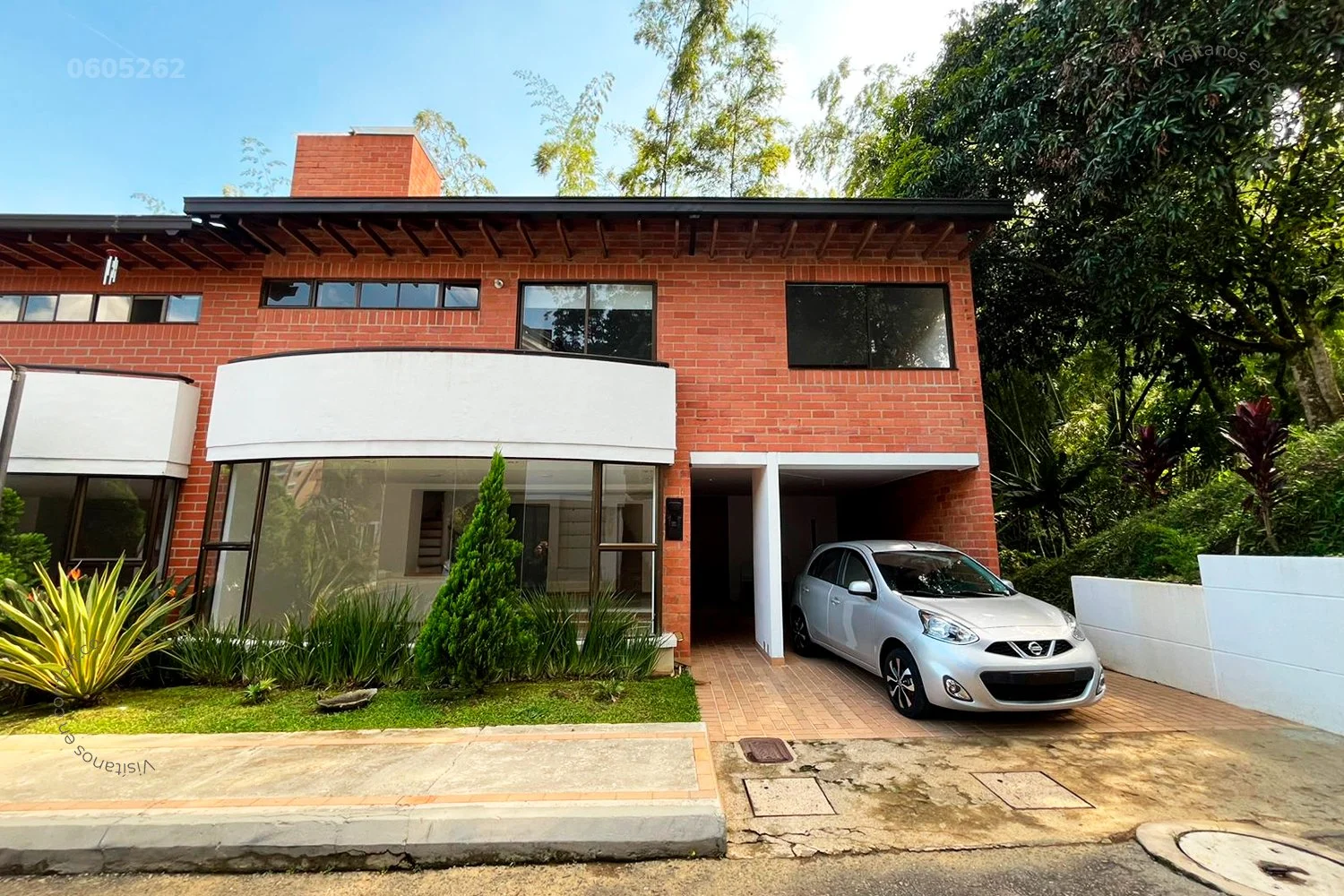 CASA EN LA ABADÍA - ENVIGADO 0605262 — foto 1