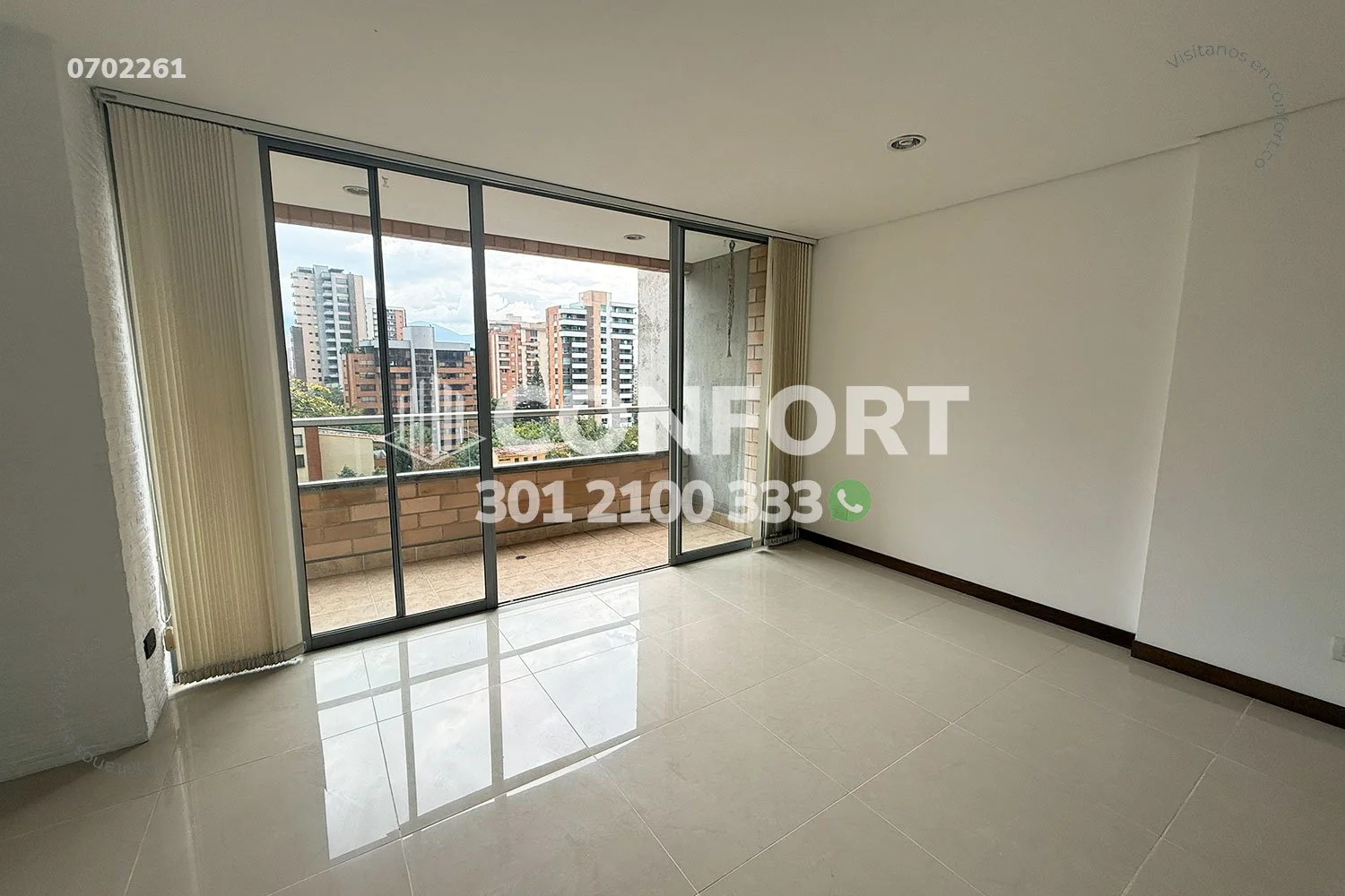 APARTAMENTO CASTROPOL EN EL POBLADO 0702261 COP/USD — foto 2