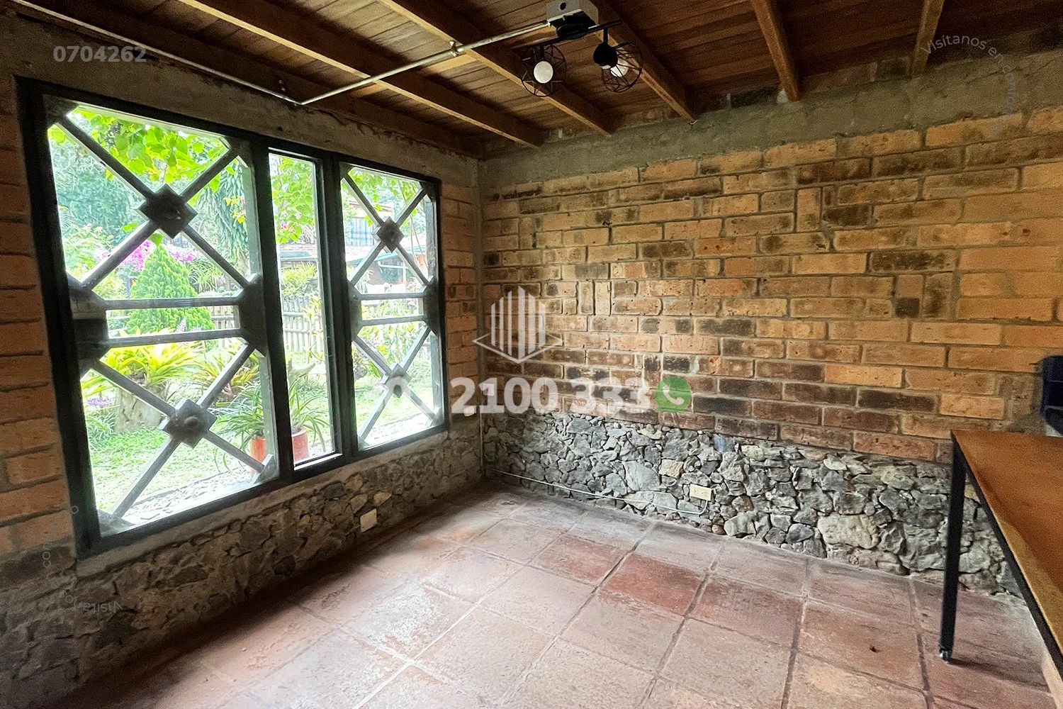 CASA EN LA LOMA DEL ESMERALDAL - ENVIGADO 0704262 — foto 2