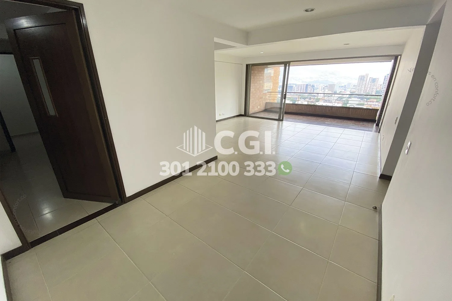 APARTAMENTO EN LOS PARRA - EL POBLADO 0901251 COP/USD — foto 3