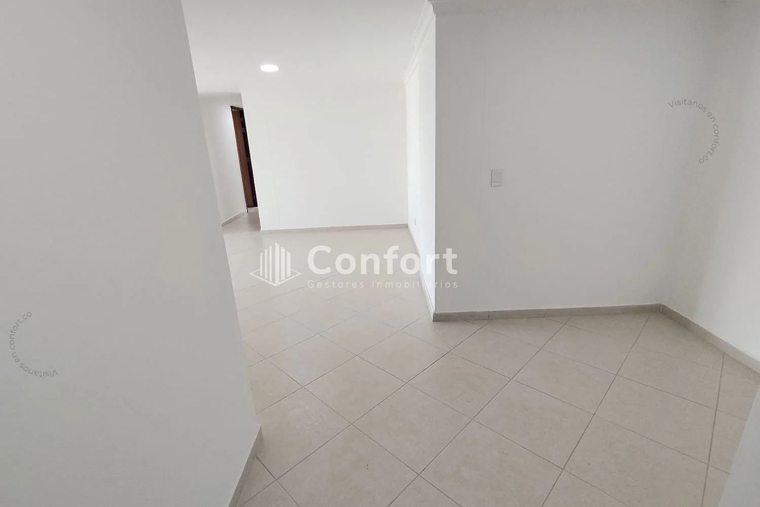 APARTAMENTO EN ENVIGADO 1020124 — foto 2