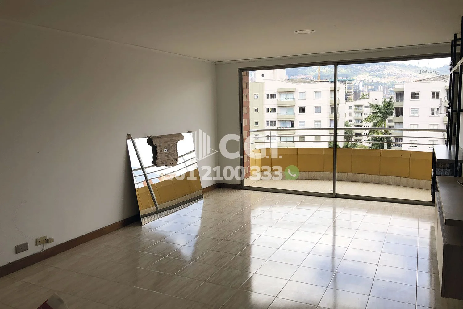 APARTAMENTO EN LAURELES - MEDELLÍN 10512243 COP/USD — foto 2