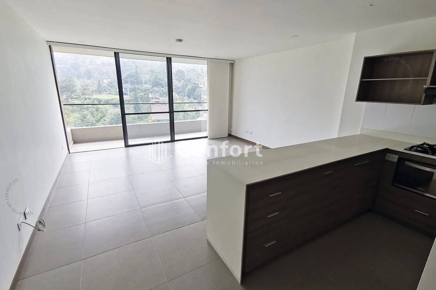 APARTAMENTO EN LA LOMA DEL ESCOBERO 1060124 — foto 2