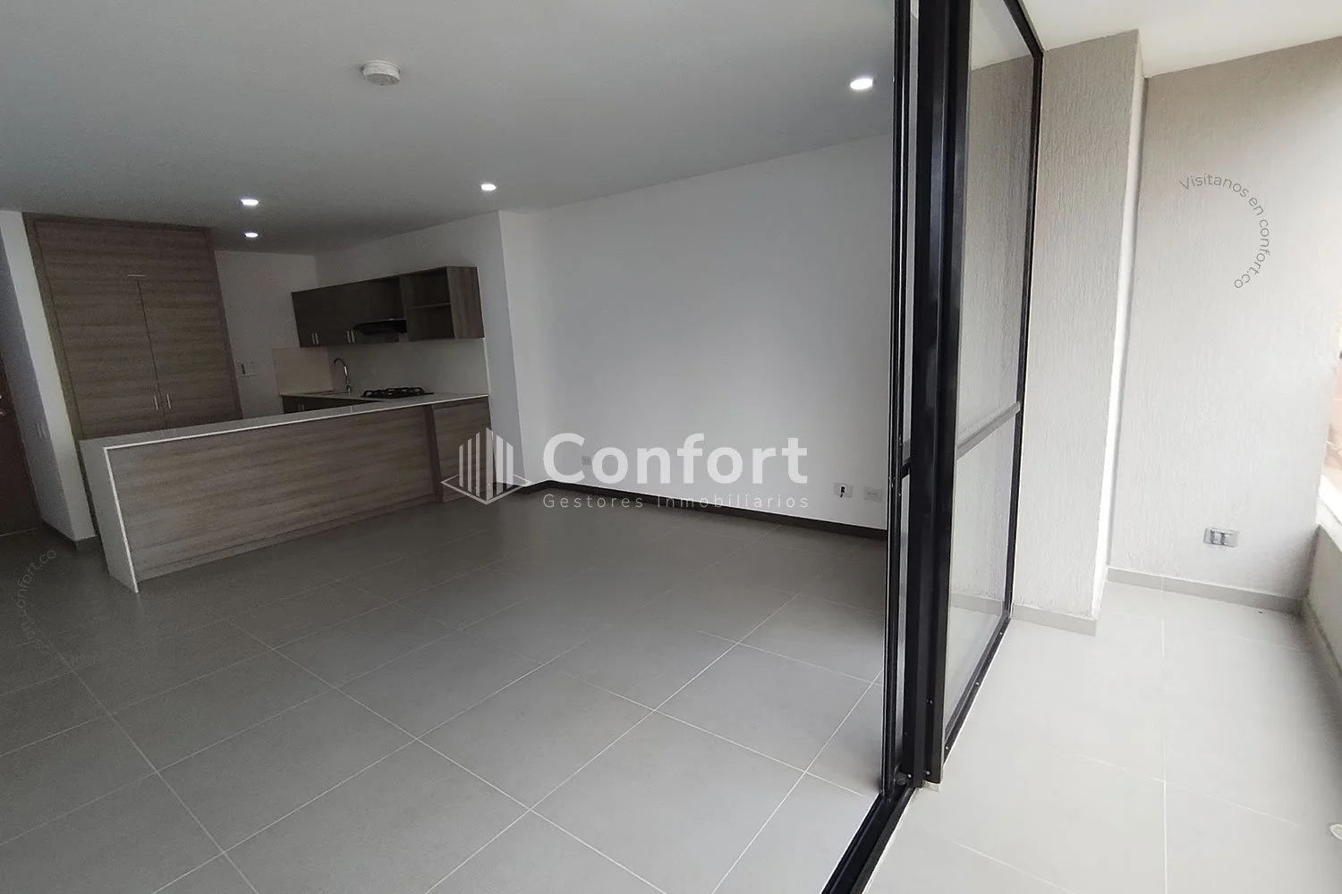 APARTAMENTO EN LA LOMA DEL ESCOBERO 1070124 — foto 4