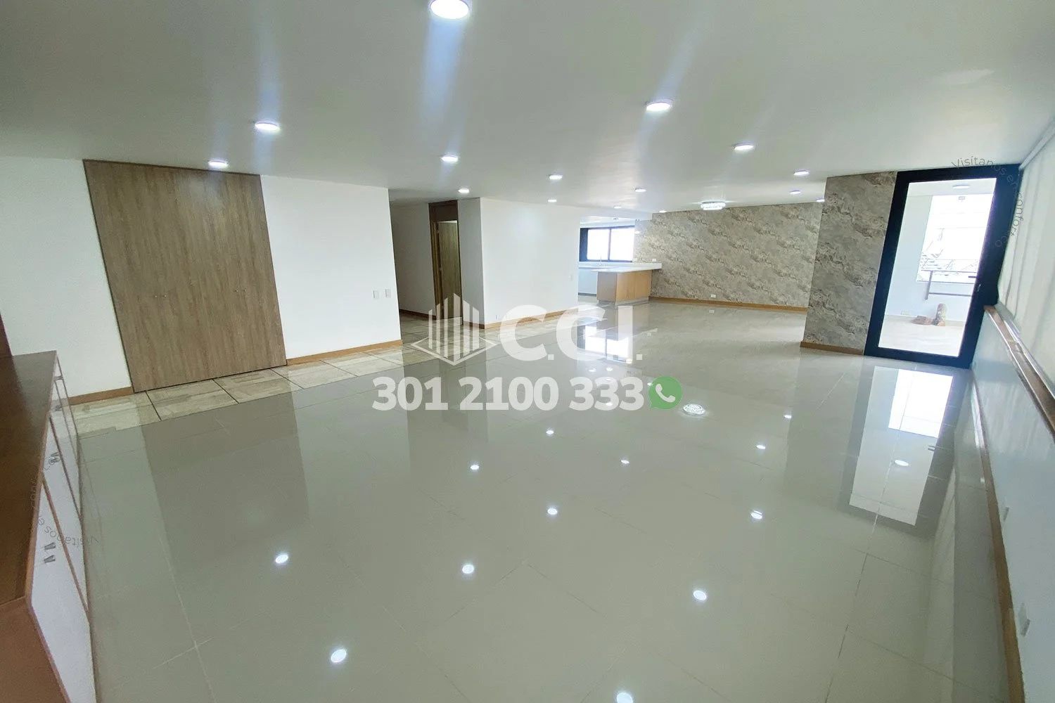 APARTAMENTO EN LALINDE - EL POBLADO 11102251 COP/USD — foto 2