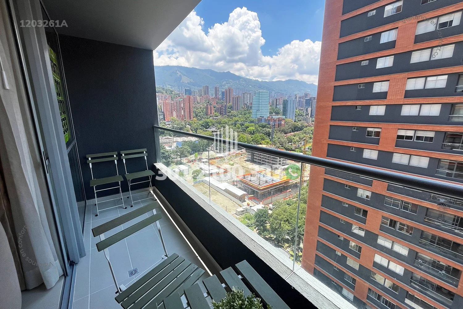 APTO AMOBLADO EN CIUDAD DEL RÍO - EL POBLADO 1203261A — foto 4