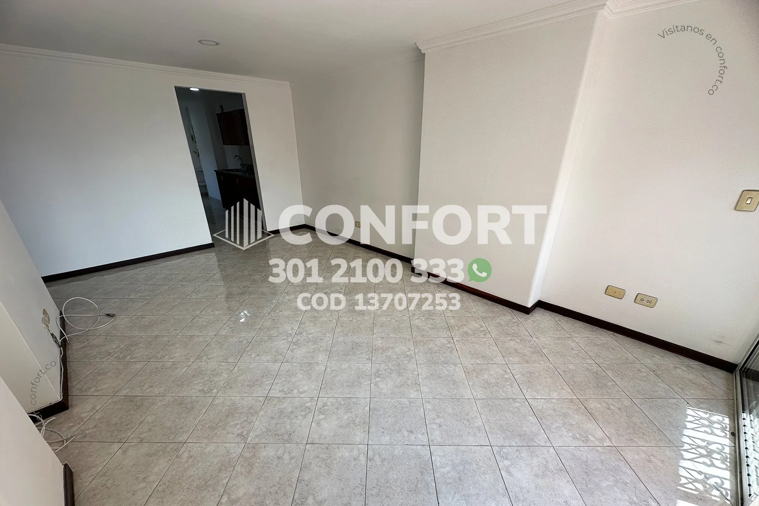 APARTAMENTO EN LAURELES - MEDELLÍN 13707253 COP/USD — foto 4