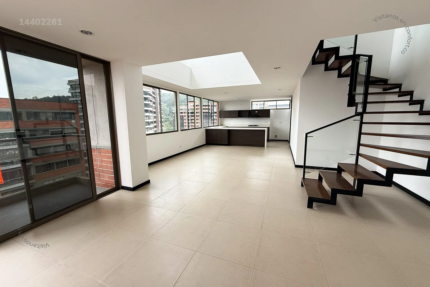 APTO DÚPLEX EN ALTOS DEL POBLADO 14402261 — foto 1