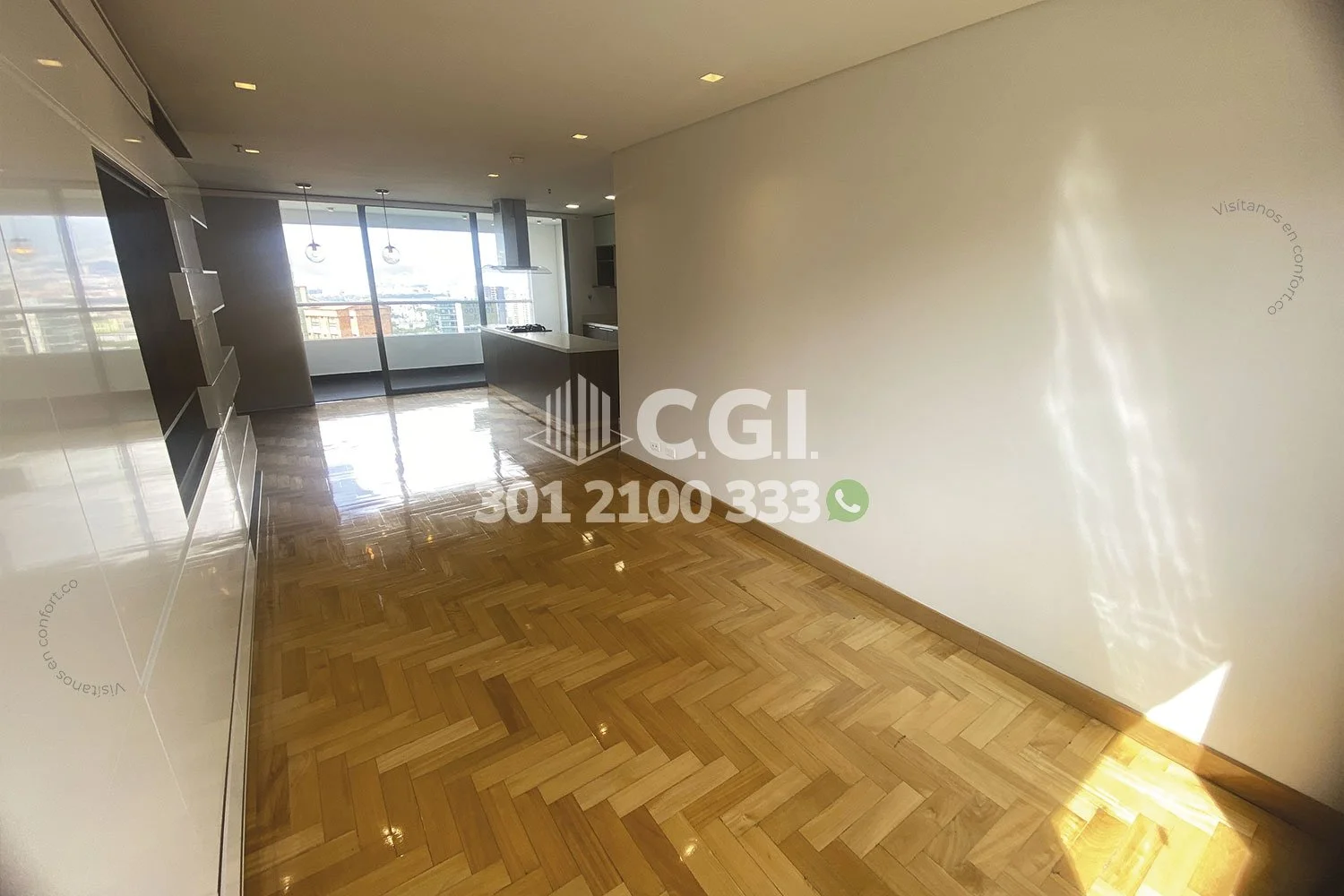 APARTAMENTO EN CASTROPOL - POBLADO 14812241 COP/USD — foto 4