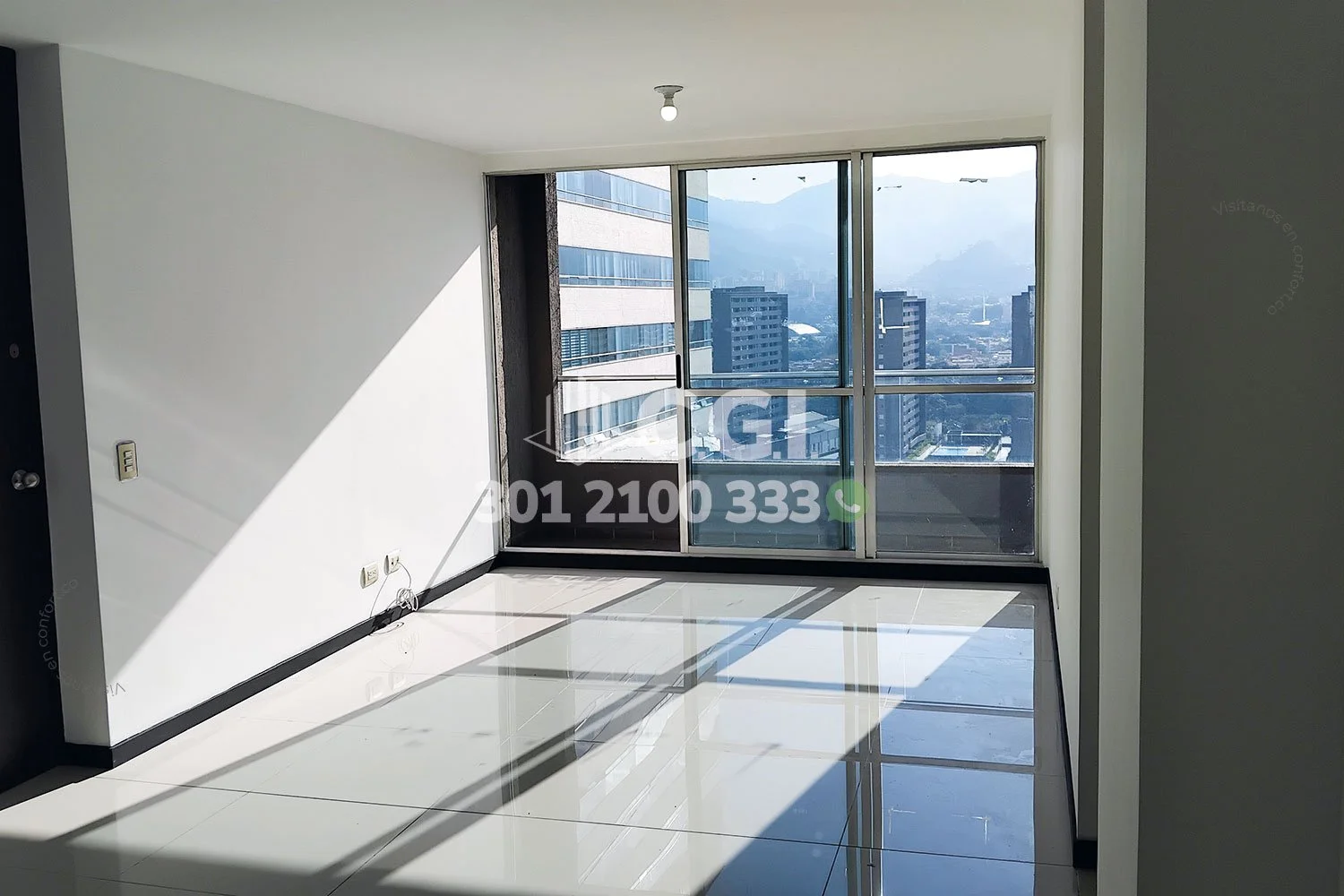 APARTAMENTO EN CIUDAD DEL RÍO - EL POBLADO 15107241 COP/USD — foto 3