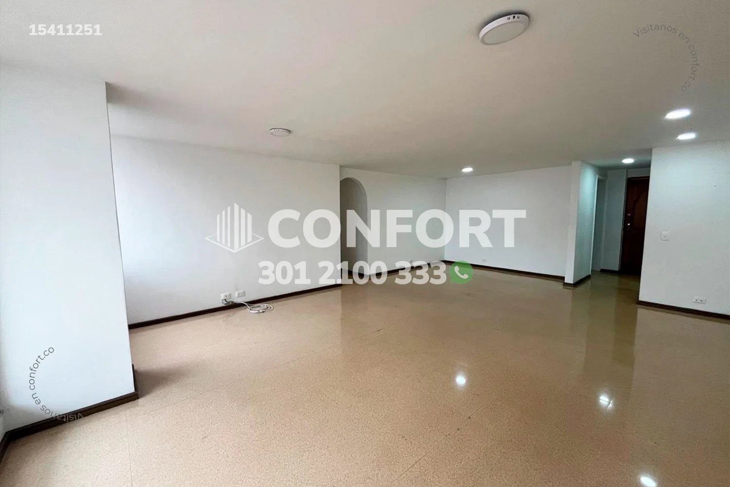 APARTAMENTO EN CASTROPOL - POBLADO 15411251 COP/USD — foto 4