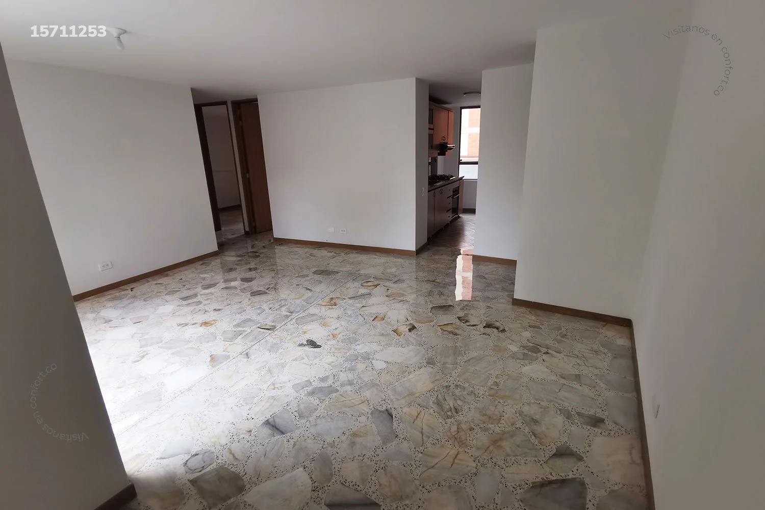 APARTAMENTO EN LAURELES 15711253 COP/USD — foto 2