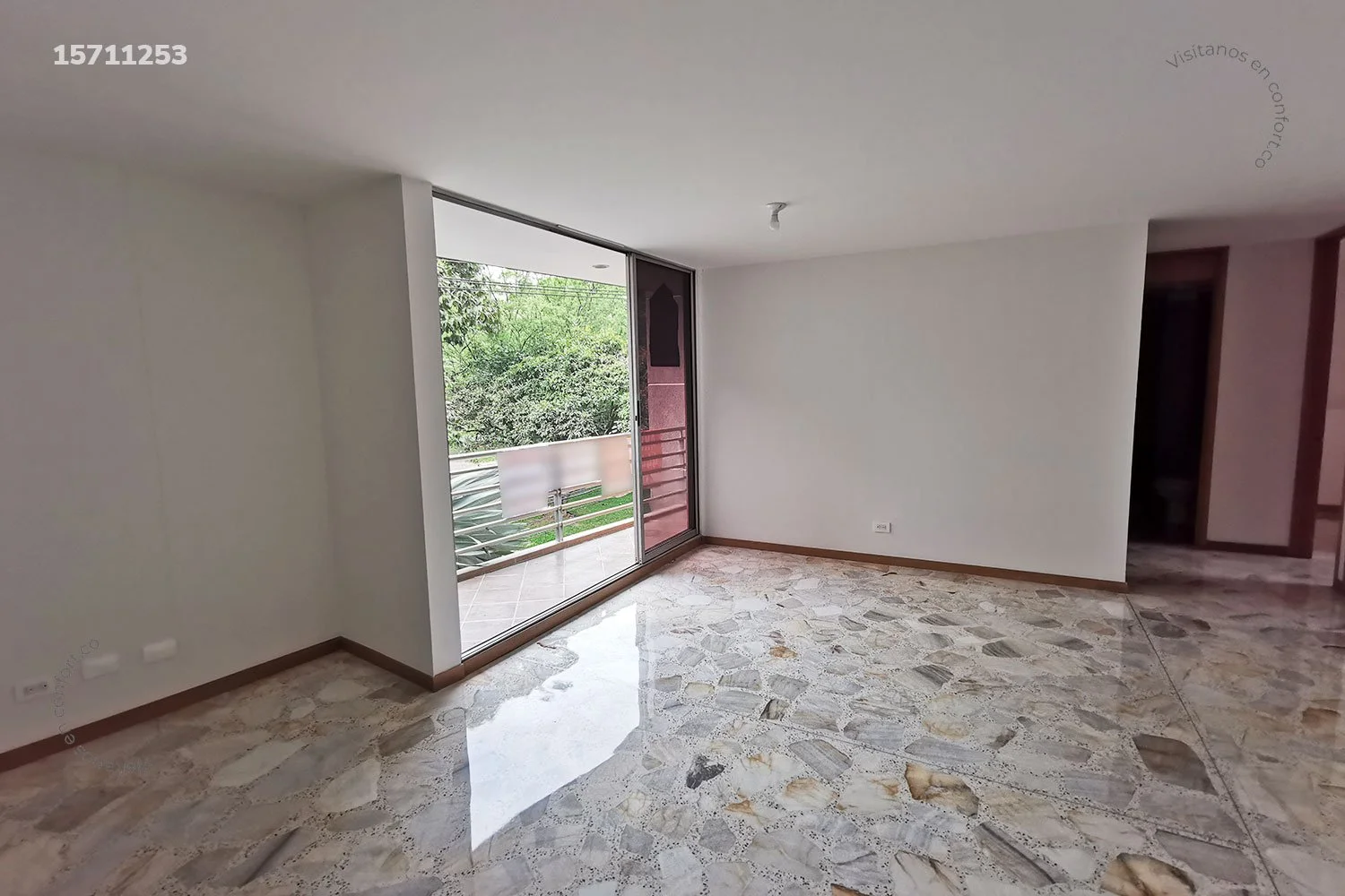 APARTAMENTO EN LAURELES 15711253 COP/USD — foto 3