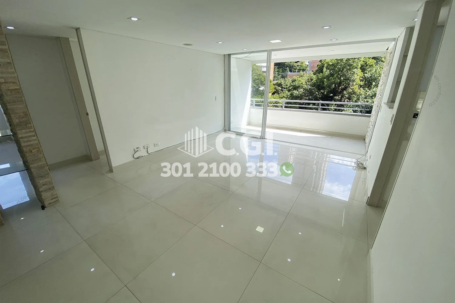 APARTAMENTO EN CASTROPOL - EL POBLADO 15912241 COP/USD — foto 2