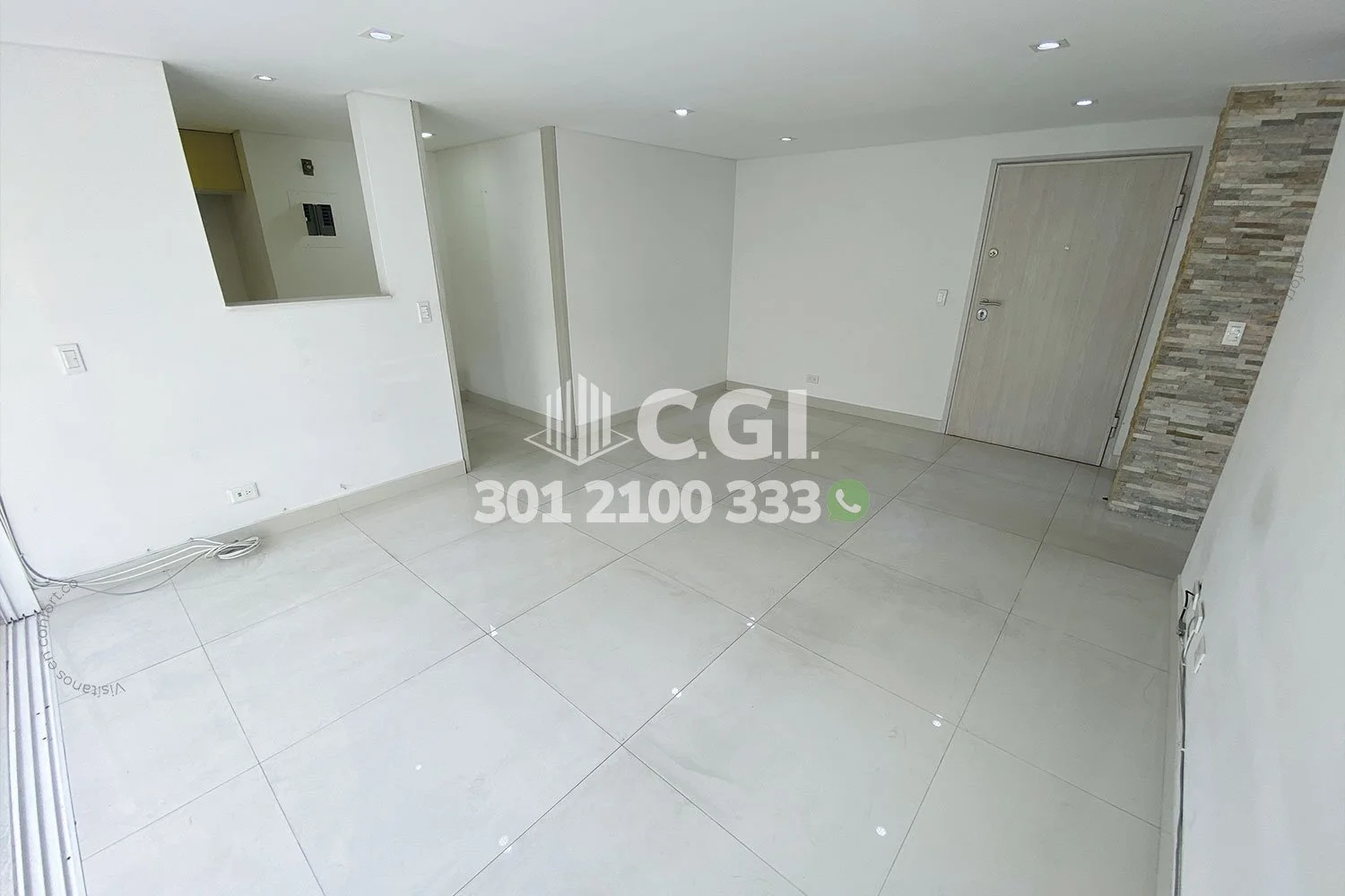 APARTAMENTO EN CASTROPOL - EL POBLADO 15912241 COP/USD — foto 3