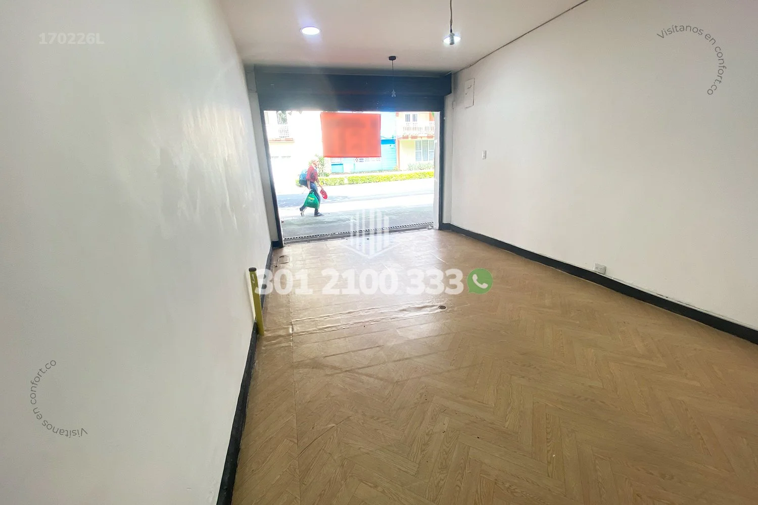 LOCAL EN LAURELES 170226L — foto 4