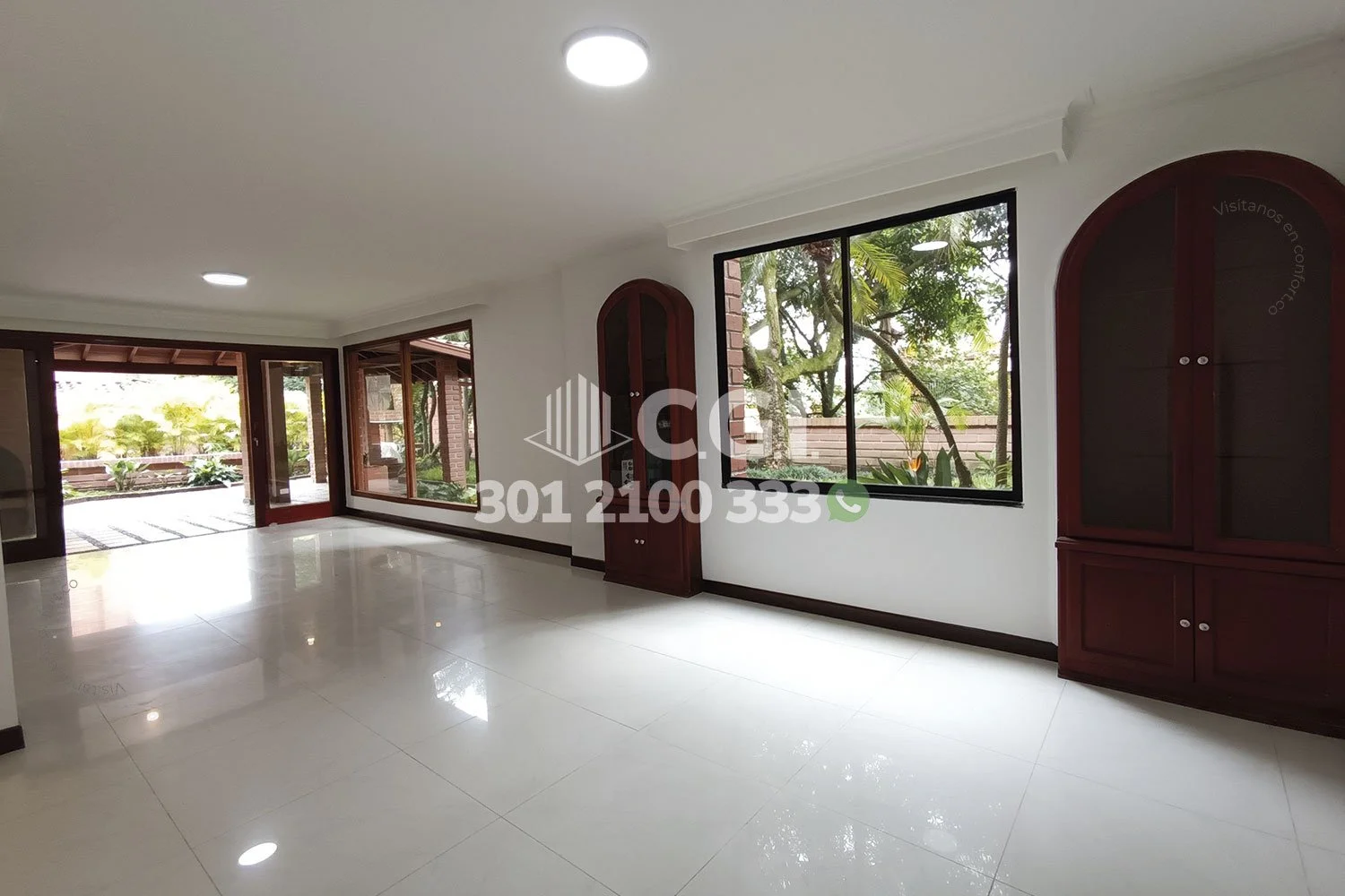 CASA EN LOS PARRA - EL POBLADO 1806241 COP/USD — foto 2