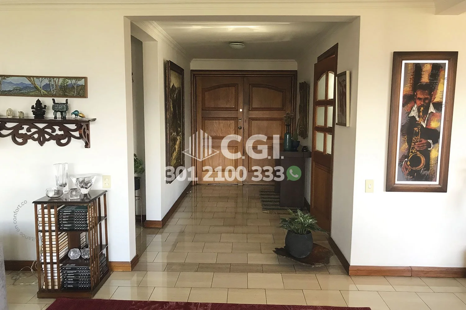 APARTAMENTO EN CASTROPOL - POBLADO 19405241 COP/USD — foto 2