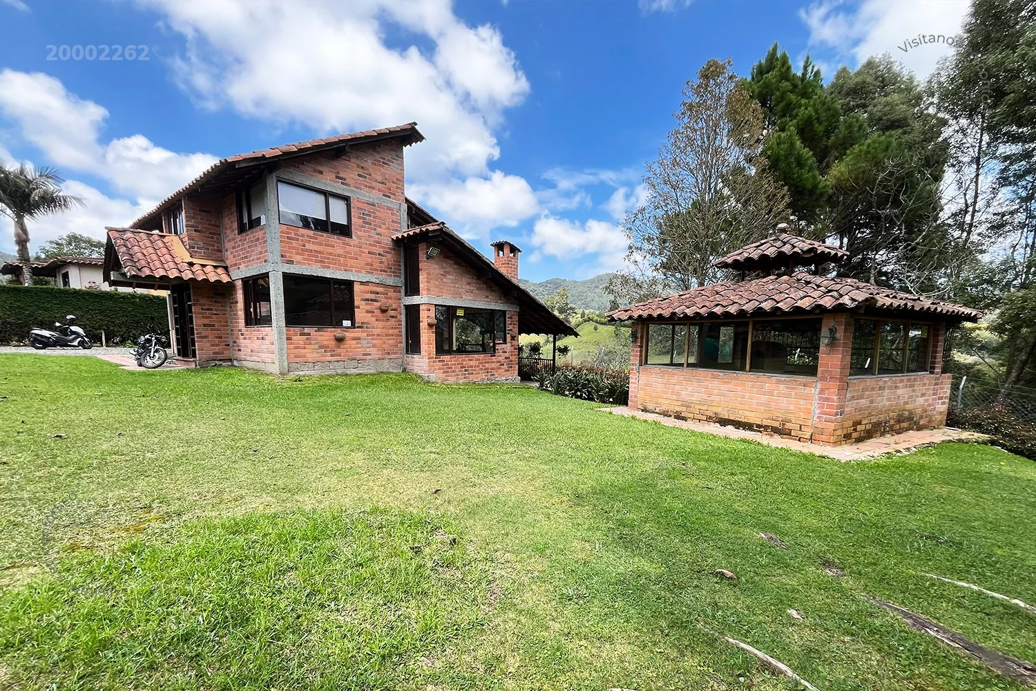CASA FINCA EN EL ESCOBERO - ENVIGADO 20002262 — foto 1