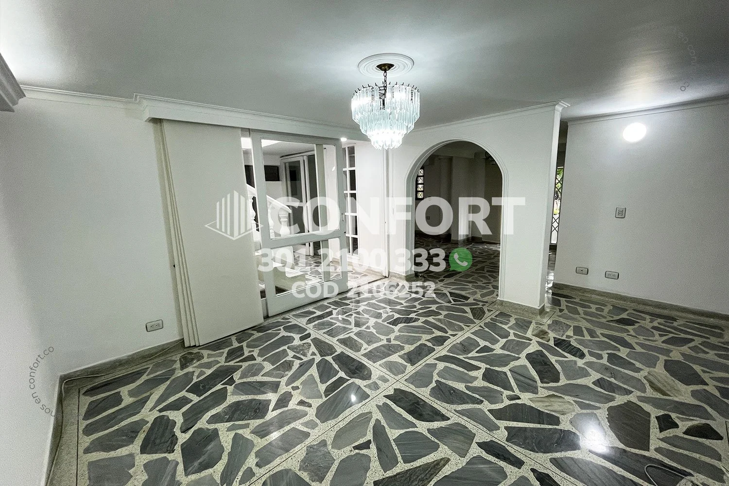 CASA EN LA LOMA DEL ESCOBERO - ENVIGADO 2106252 — foto 3