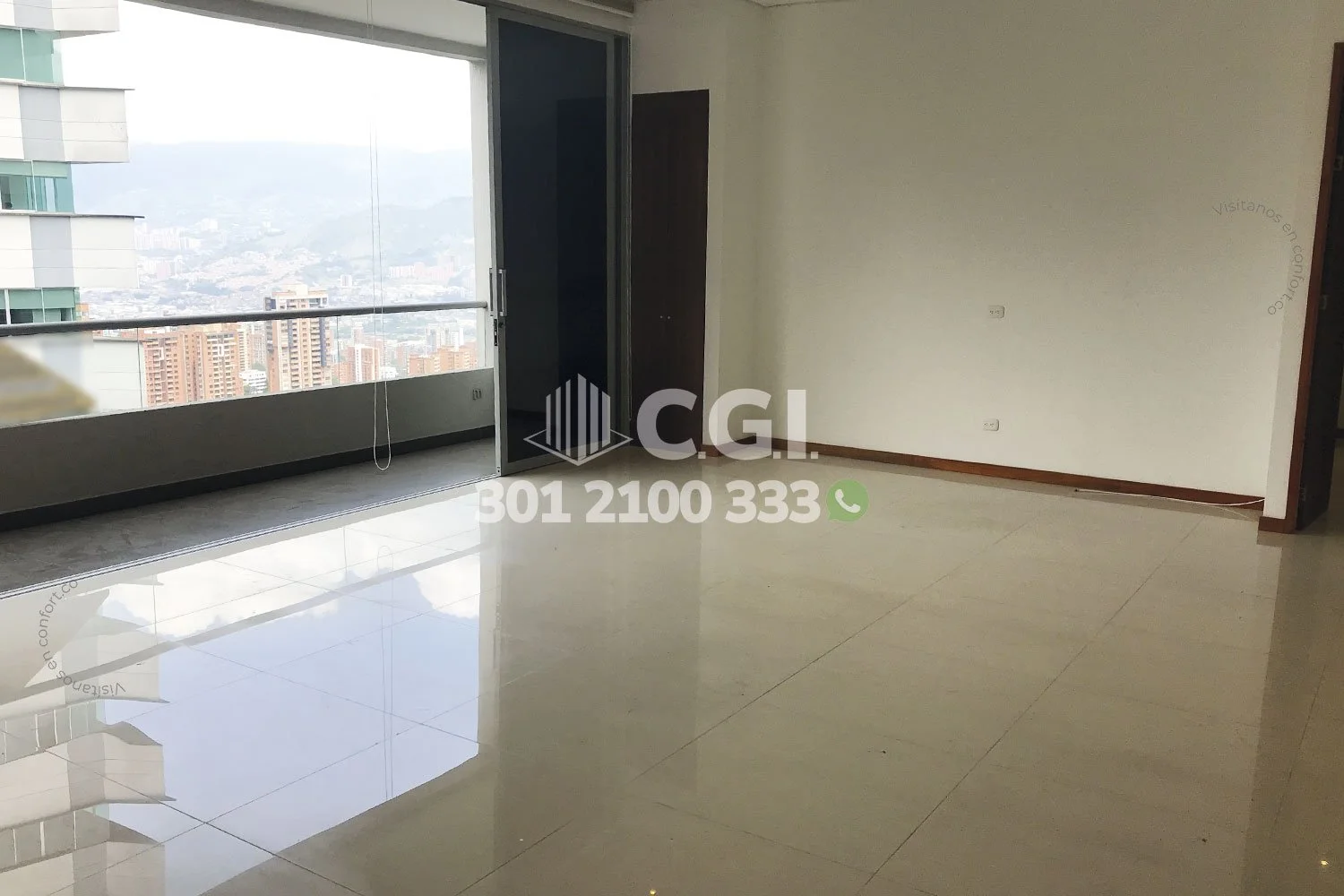 APARTAMENTO EN EL TESORO - EL POBLADO 2108241 COP/USD — foto 3