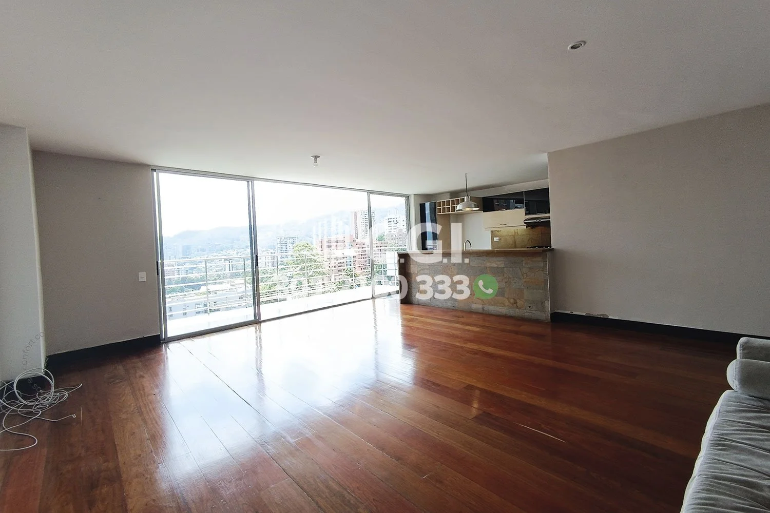 APARTAESTUDIO DÚPLEX EN EL TESORO - EL POBLADO 23305241 COP/USD — foto 3