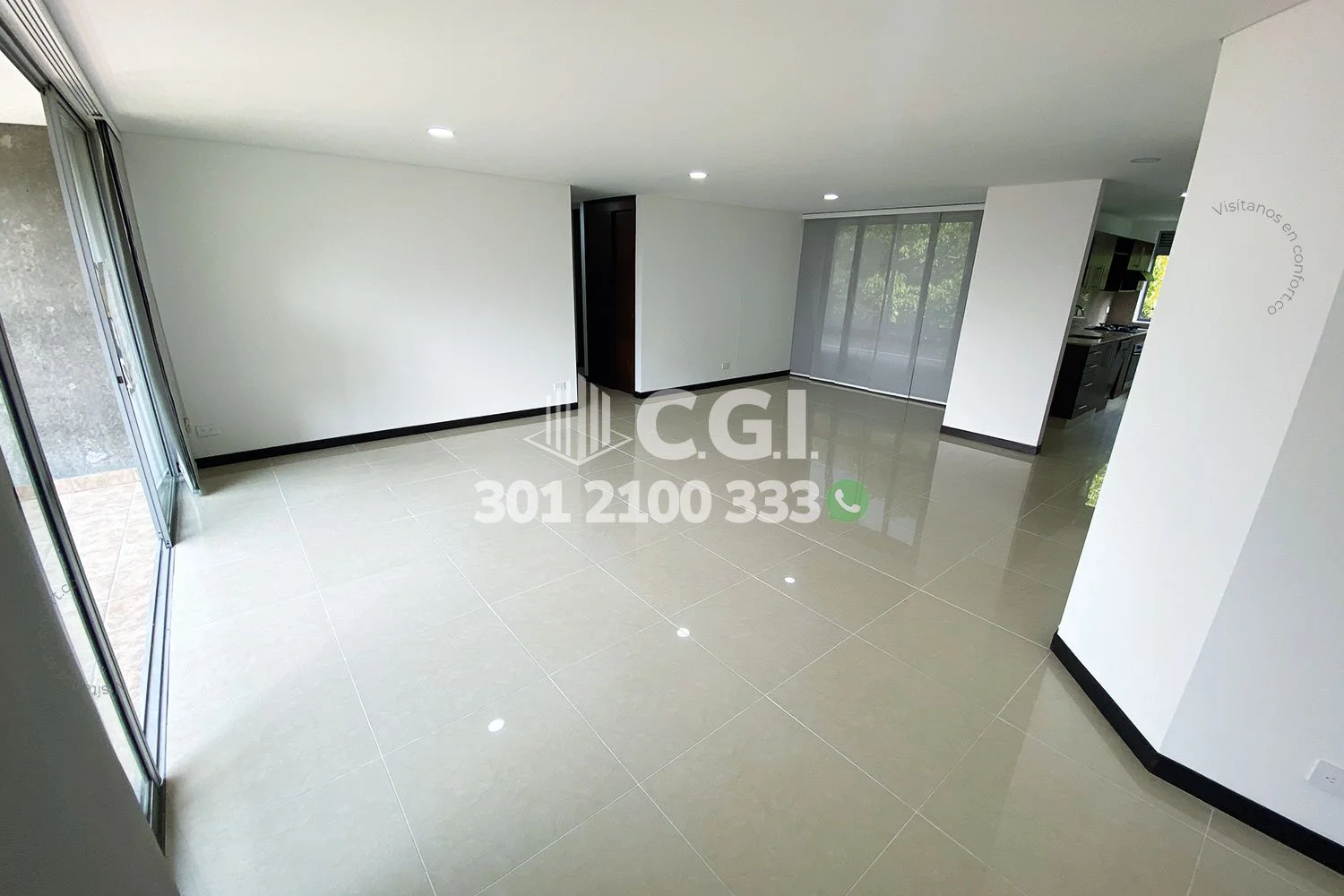 APARTAMENTO EN CASTROPOL - EL POBLADO 3203251 COP/USD — foto 3