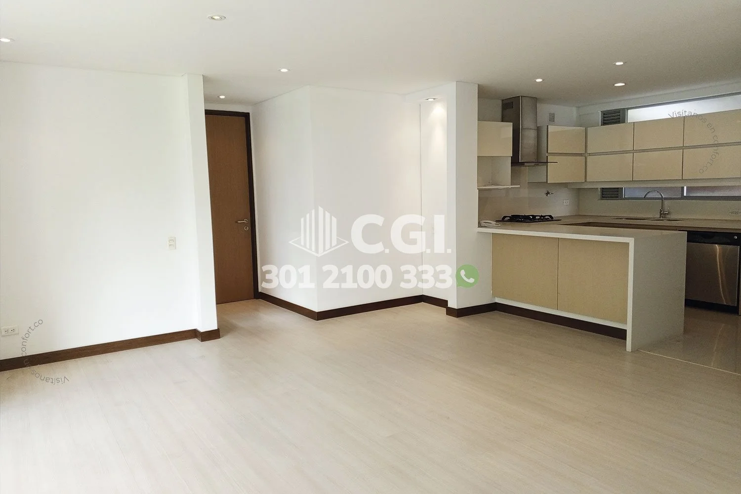 APARTAMENTO EN SAN MICHEL - EL POBLADO 3211241 COP/USD — foto 4