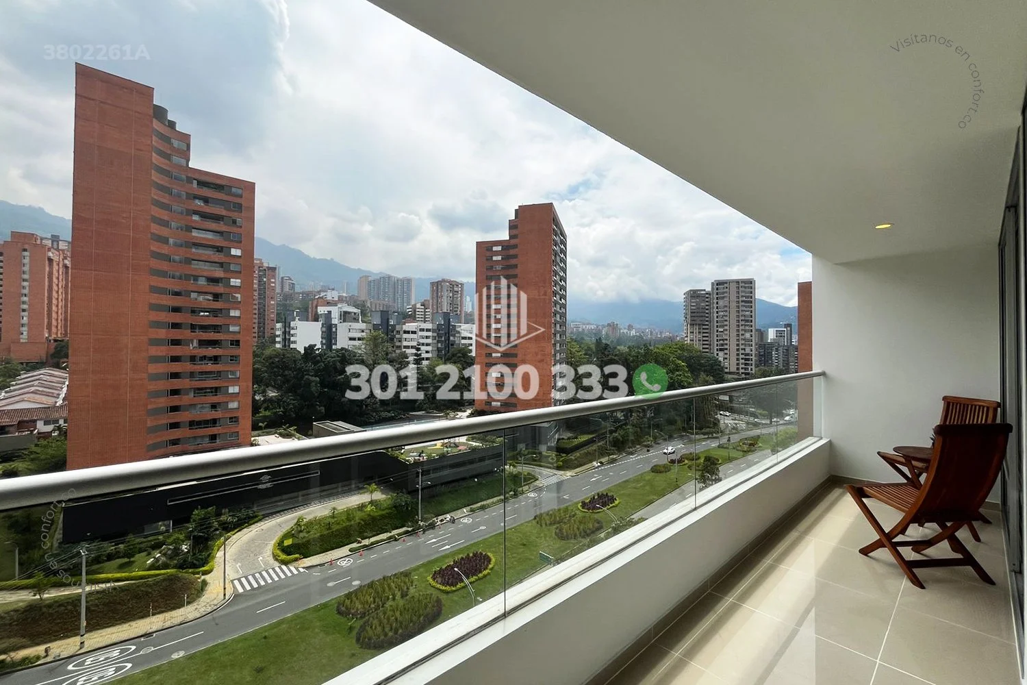 APTO AMOBLADO EN LOS BALSOS - EL POBLADO 3802261A — foto 4