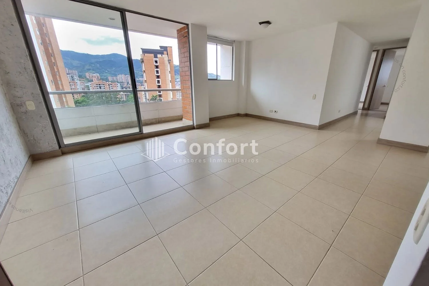 APARTAMENTO EN ENVIGADO 410224 — foto 2