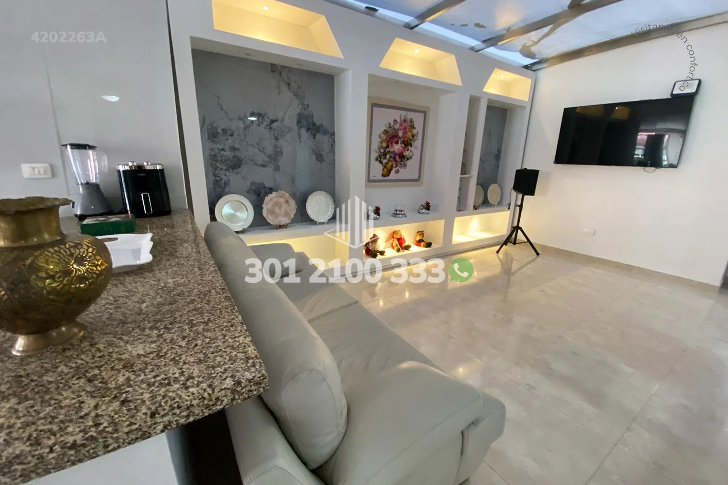 APTO AMOBLADO EN LAURELES - MEDELLÍN 4202263A — foto 4