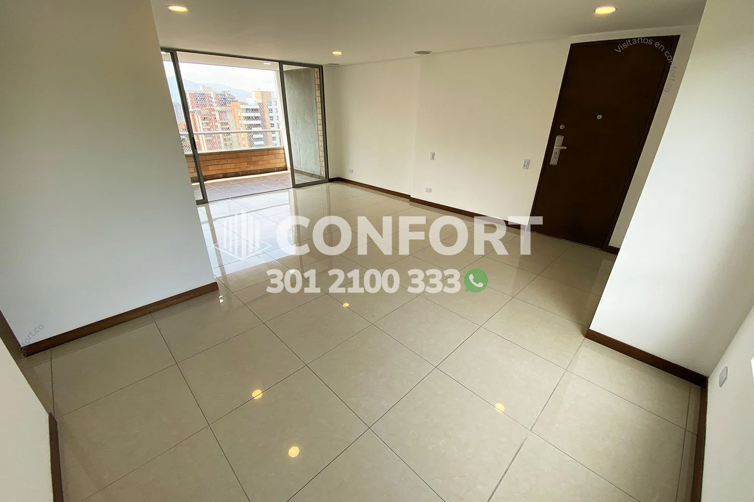 APARTAMENTO EN CASTROPOL - EL POBLADO 4503251 COP/USD — foto 2