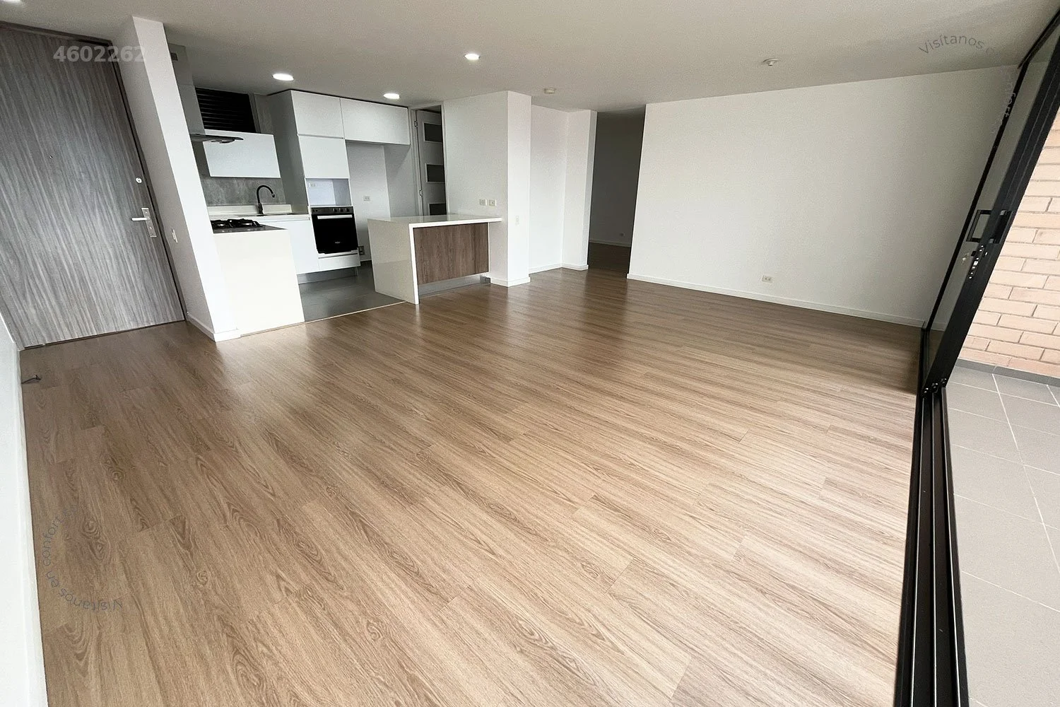 APTO EN LAS BRUJAS - ENVIGADO 4602262 COP/USD — foto 1