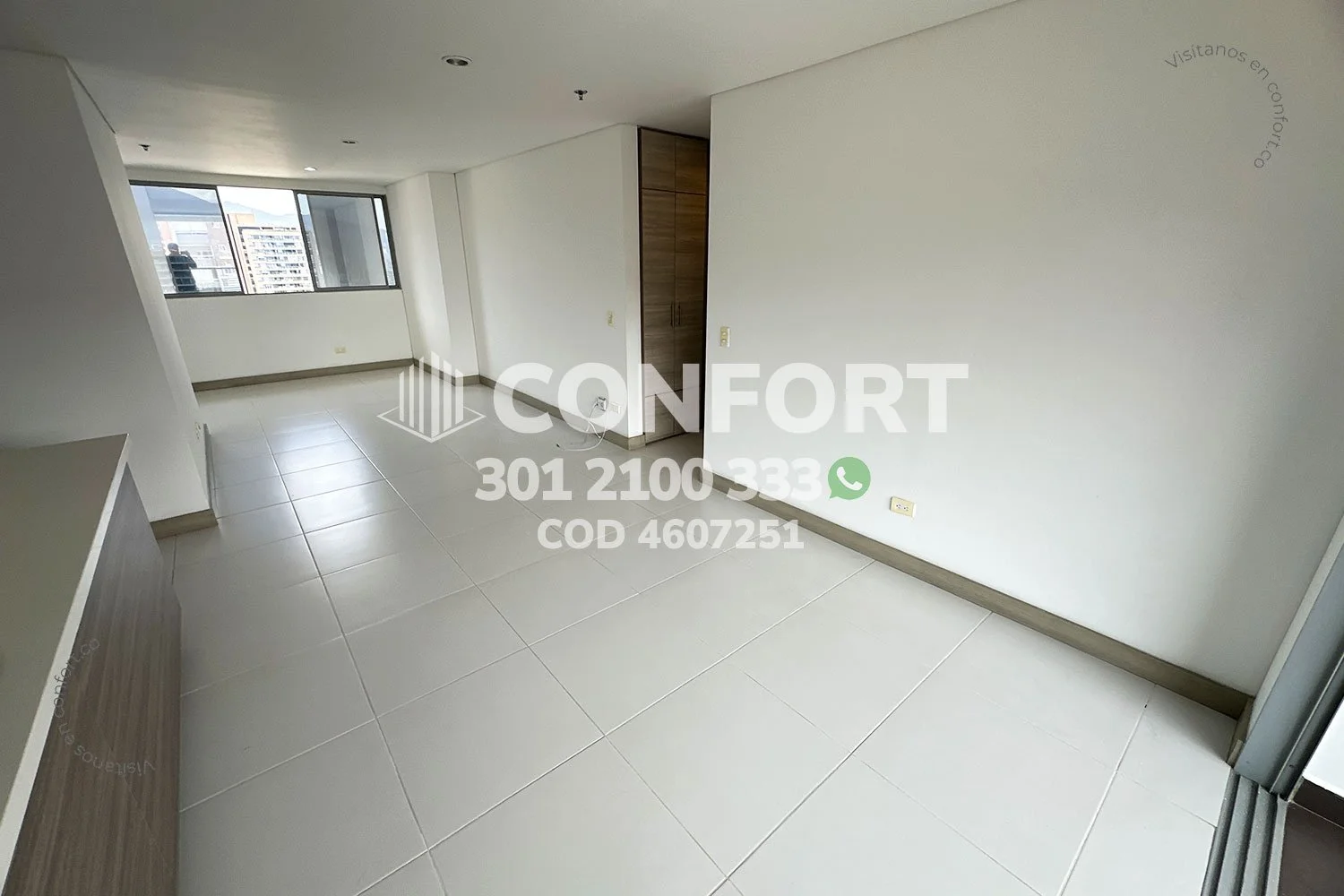 APARTAMENTO EN CASTROPOL - POBLADO 4607251 COP/USD — foto 2
