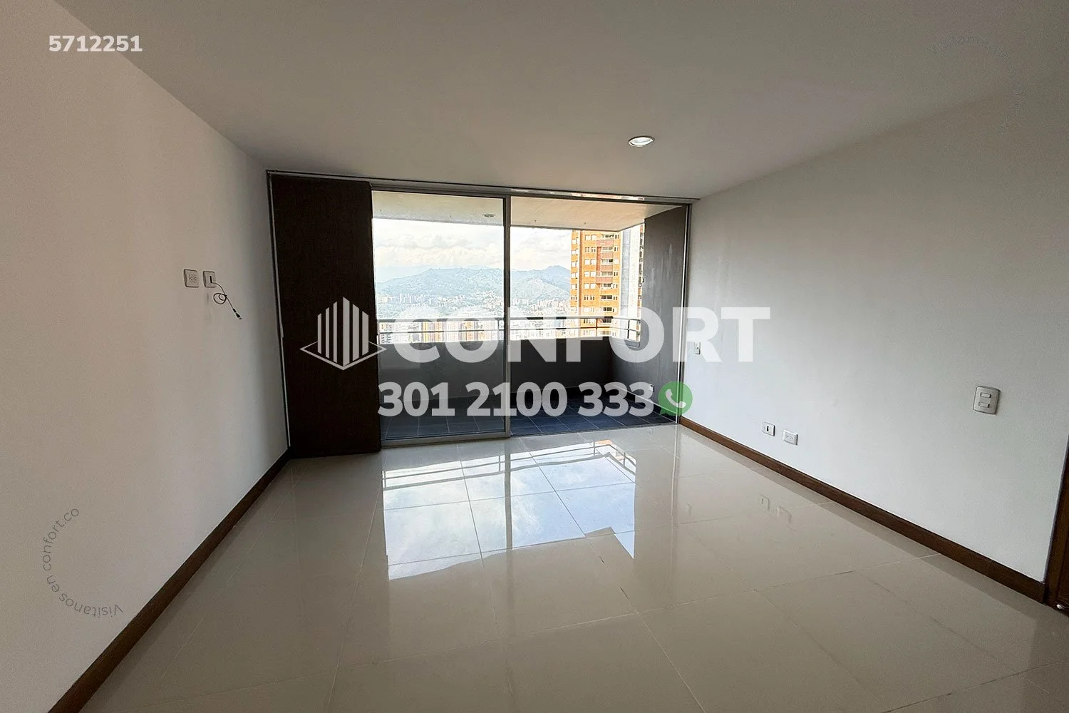 APARTAMENTO EN LAS PALMAS - POBLADO 5712251 COP/USD — foto 3