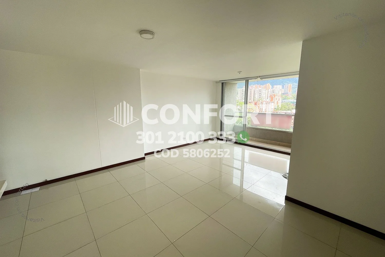 APARTAMENTO EN EL ESMERALDAL - ENVIGADO 5806252 COP/USD — foto 3