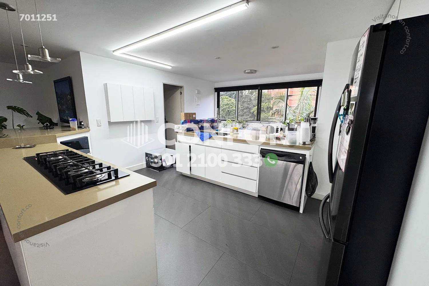 PENTHOUSE AMOBLADO EN CASTROPOL - POBLADO 7011251 COP/USD — foto 4