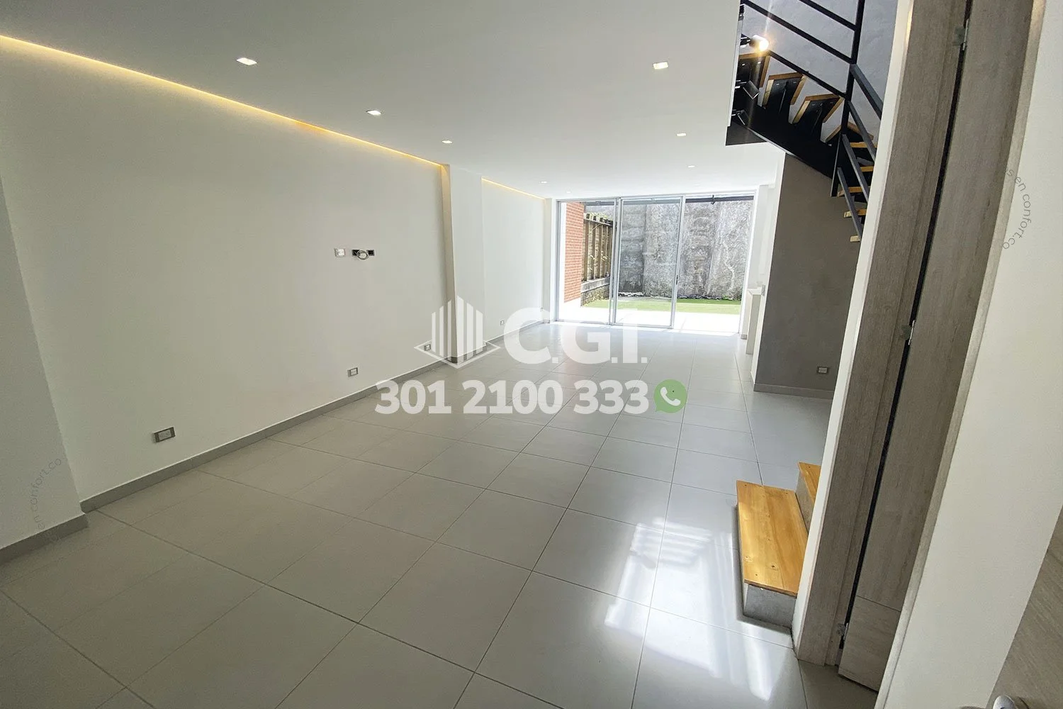 CASA EN LA LOMA DEL ESMERALDAL - ENVIGADO 7110242 COP/USD — foto 4