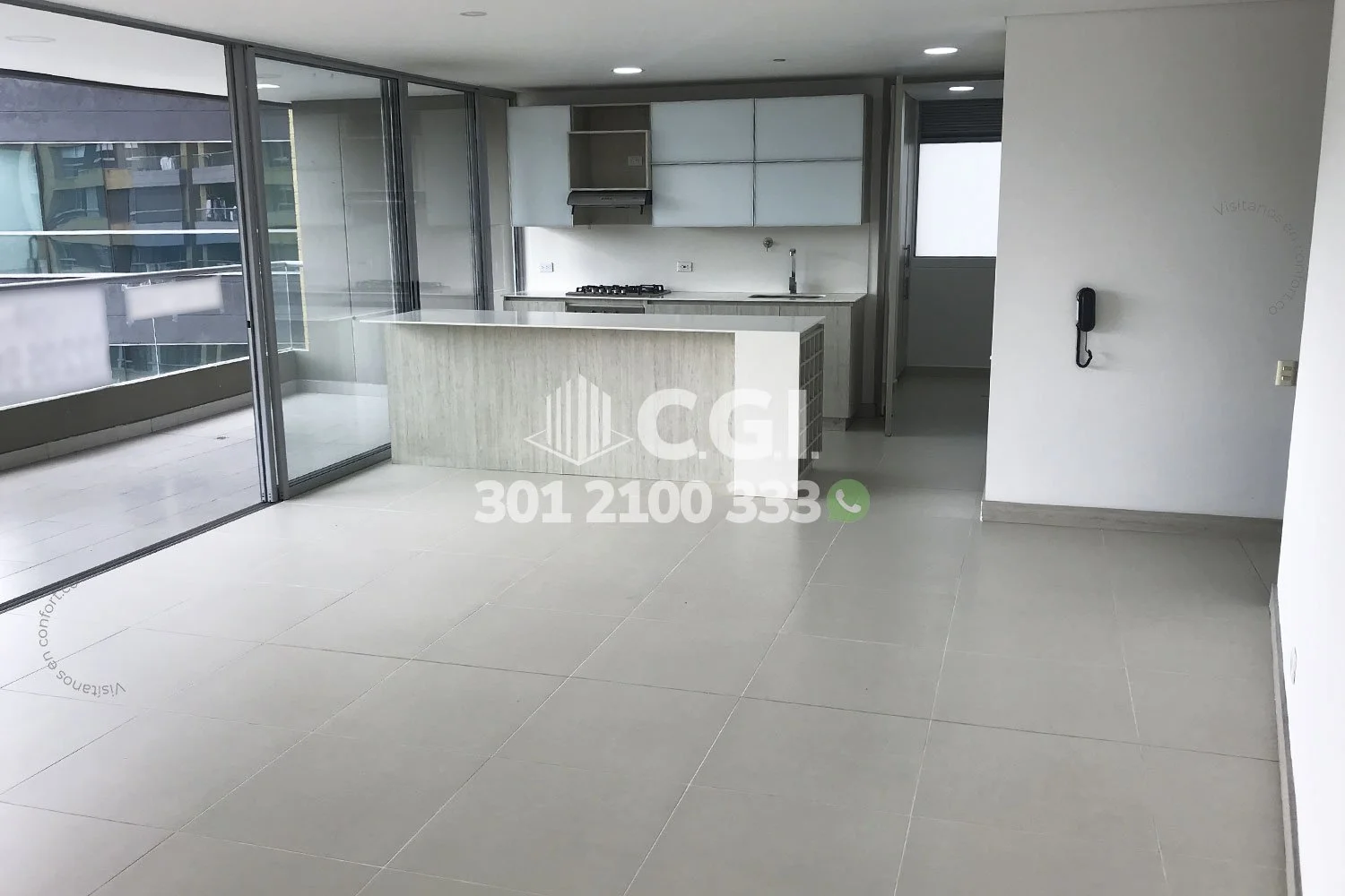 APARTAMENTO EN CASTROPOL - EL POBLADO 7607241 COP/USD — foto 3