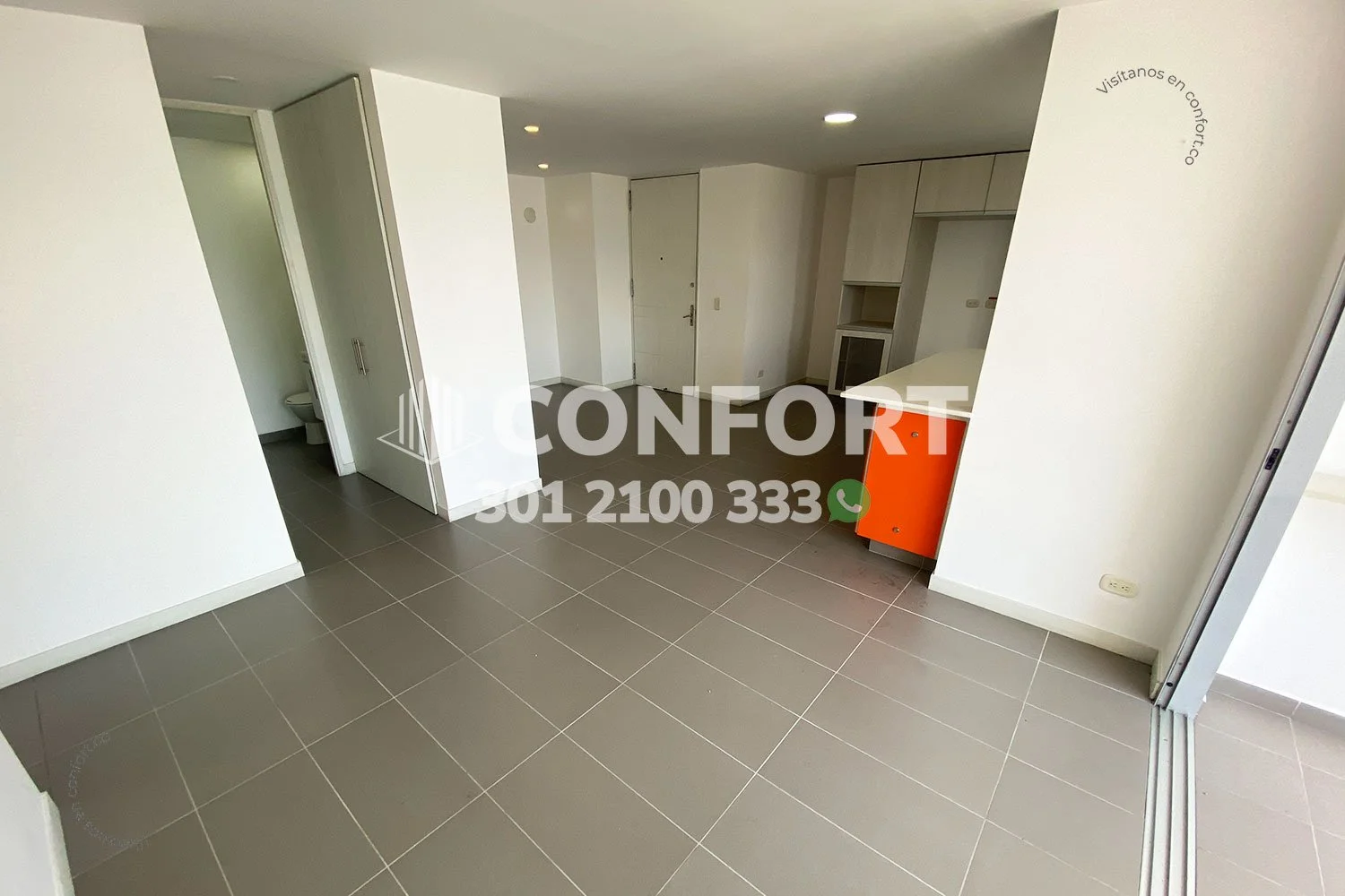 APARTAMENTO EN CASTROPOL - EL POBLADO 7803251 COP/USD — foto 3