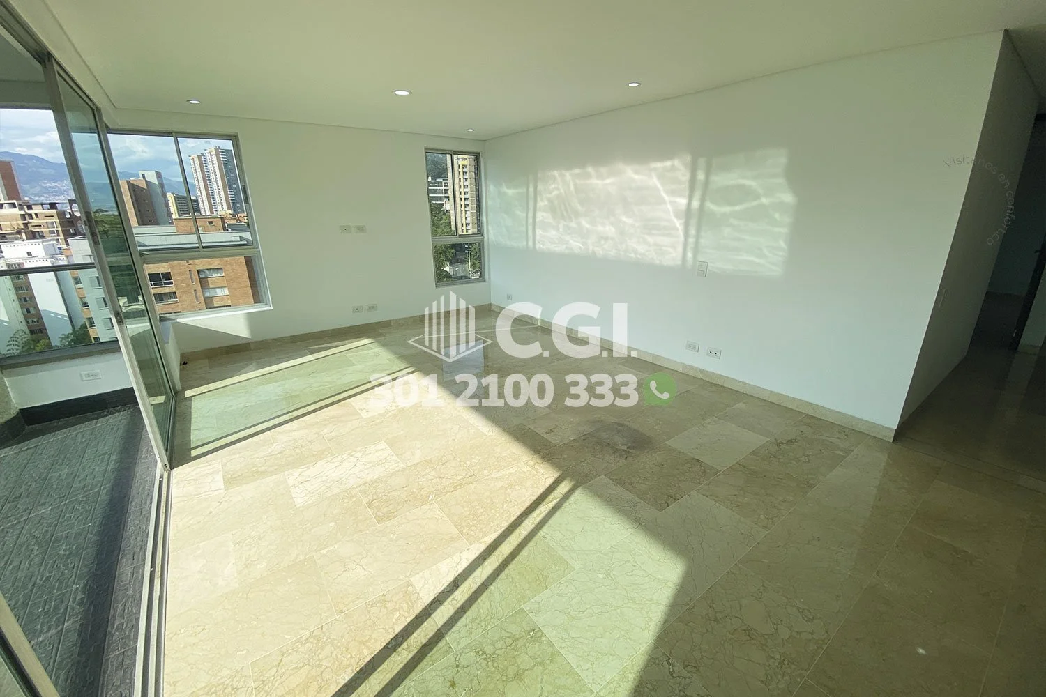 APARTAMENTO EN CASTROPOL - POBLADO 7912241 COP/USD — foto 3