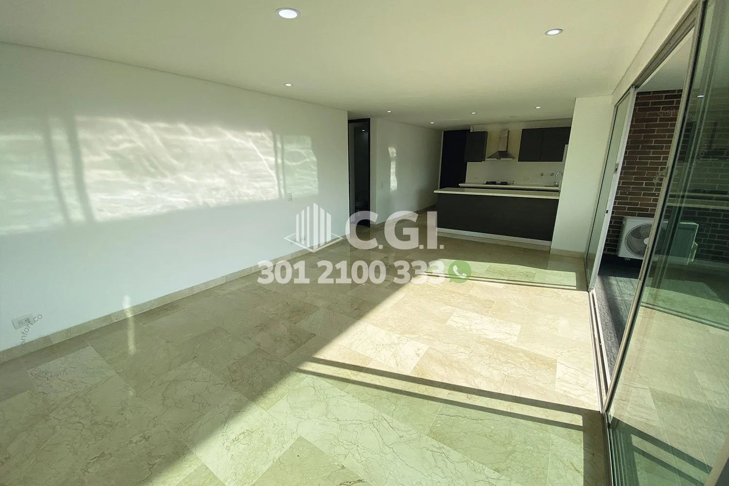 APARTAMENTO EN CASTROPOL - POBLADO 7912241 COP/USD — foto 4