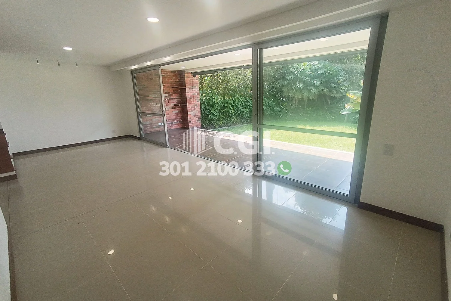 CASA EN MONTESSORI - ENVIGADO 8201252 COP/USD — foto 2