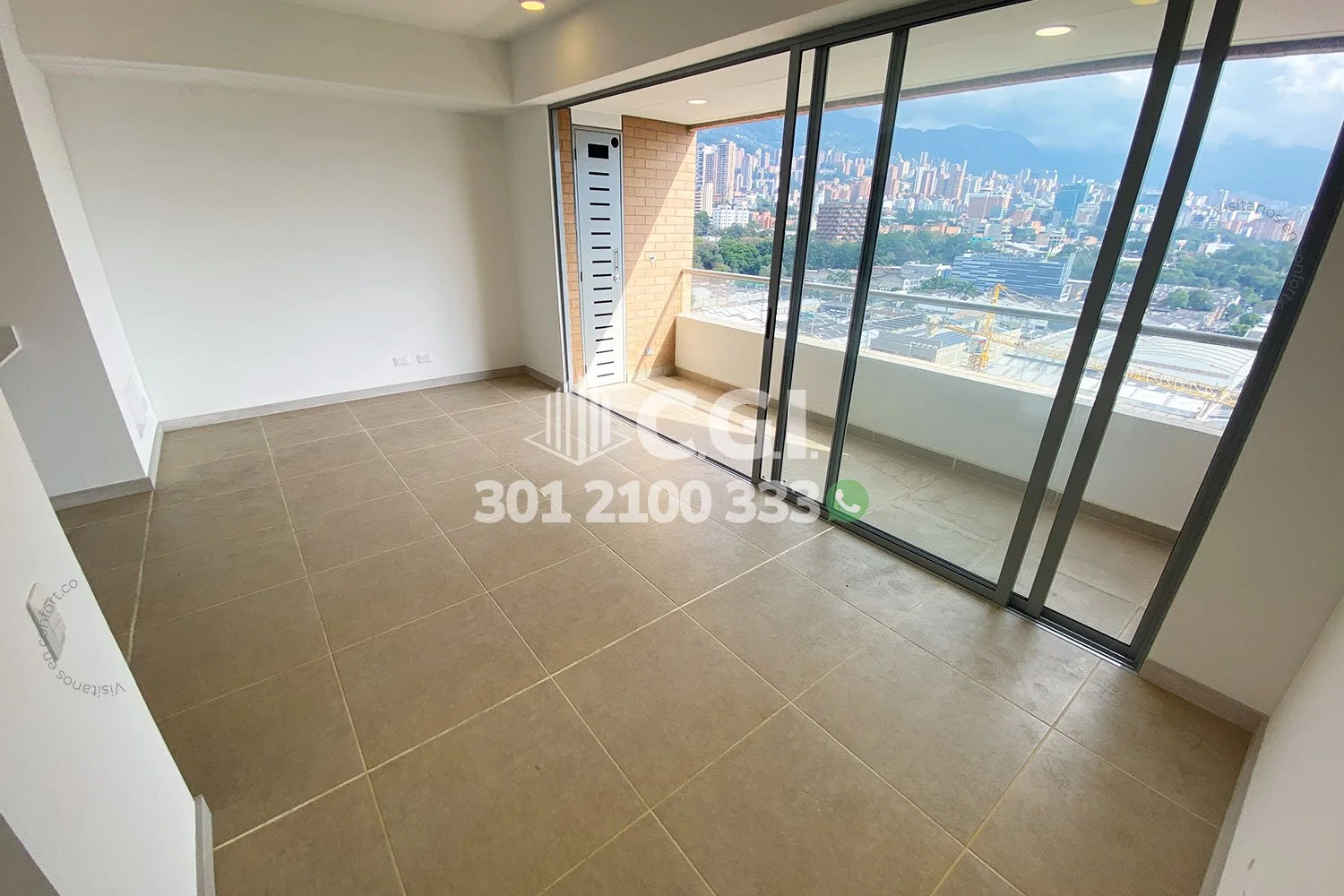 APARTAMENTO EN CIUDAD DEL RIO - EL POBLADO 8702251 COP/USD — foto 2