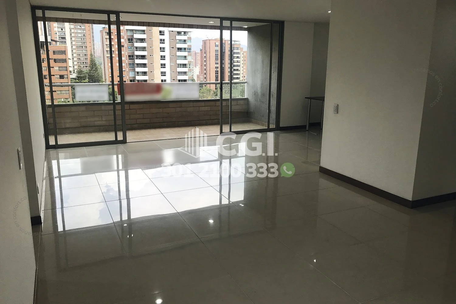 APARTAMENTO EN CASTROPOL - EL POBLADO 8807241 COP/USD — foto 3