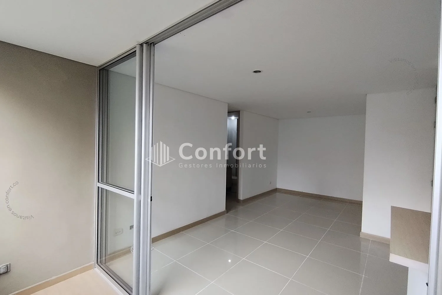APARTAMENTO EN SABANETA 970124 — foto 3